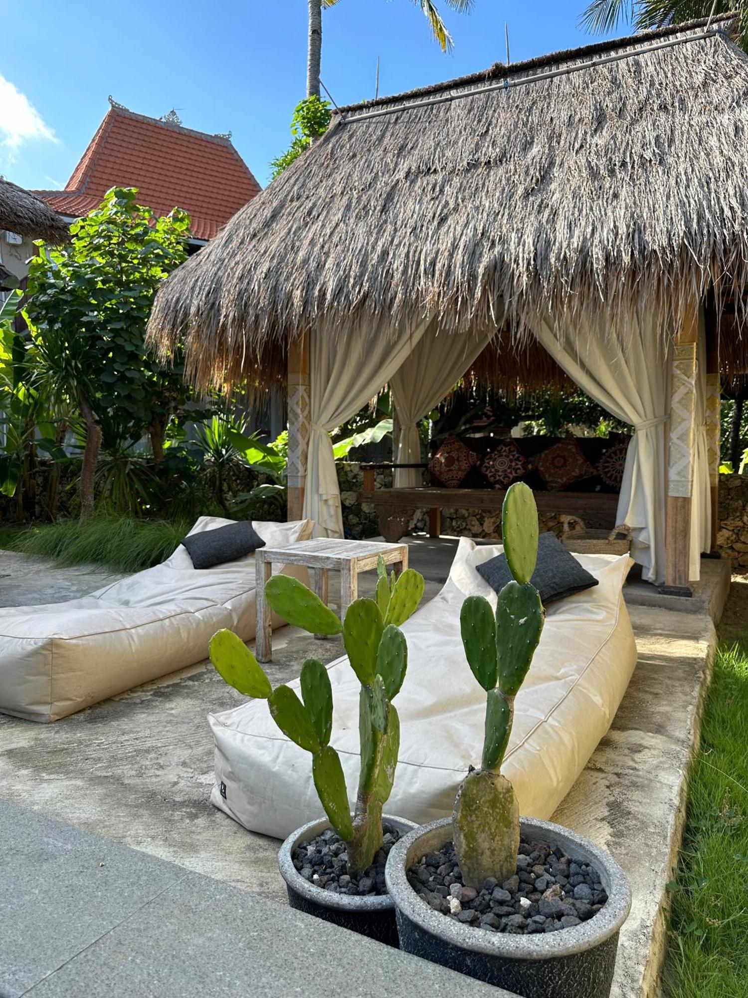 Penida Cottages At Diamond Beach Hills Pelilit Bagian luar foto